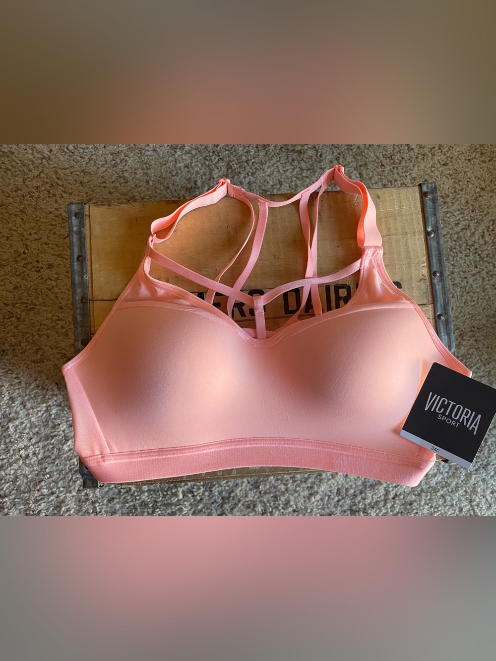 BNWT VICTORIA’S SECRET Sportsbra Size 34C